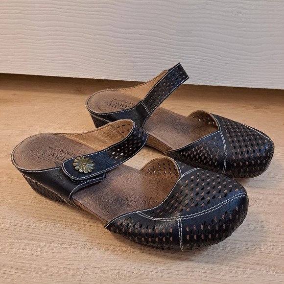 L'artiste Black Leather Tan Cute Girly Slip On Spoorti-B Clogs Size 38 7.5 - Picture 2 of 8